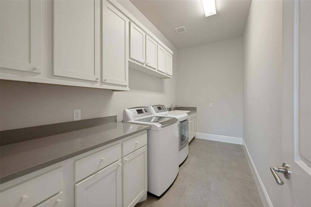 Carillon Ph 5c - Residential