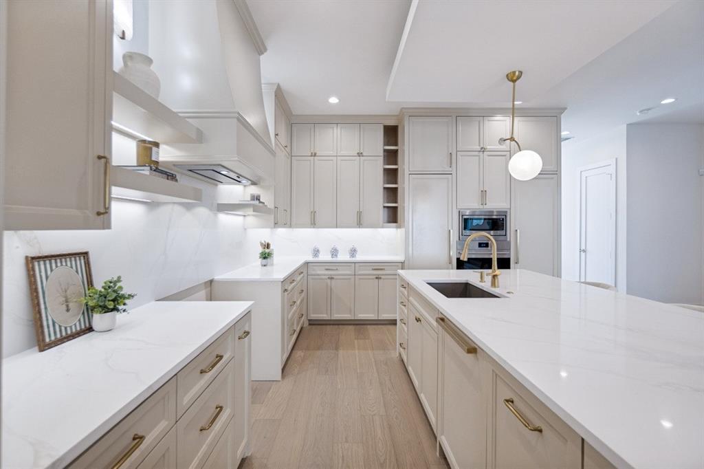 Lafoy Place - Residential