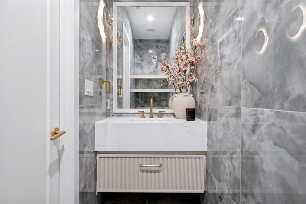 Lafoy Place - Residential