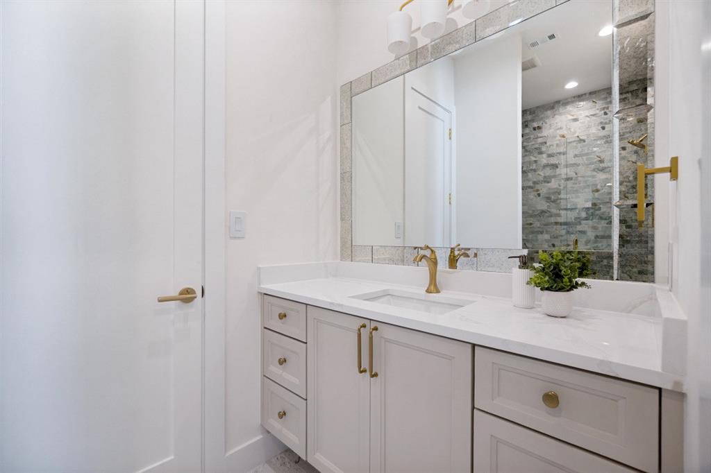 Lafoy Place - Residential