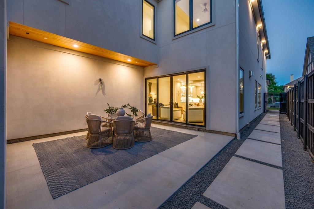 Lafoy Place - Residential