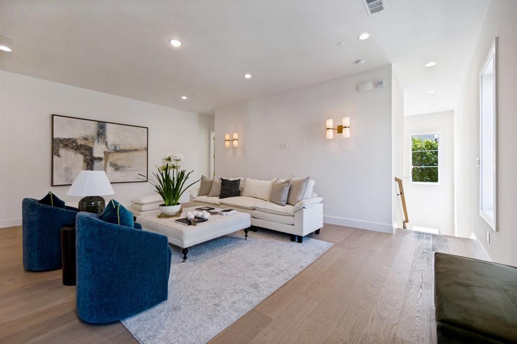 Lafoy Place - Residential