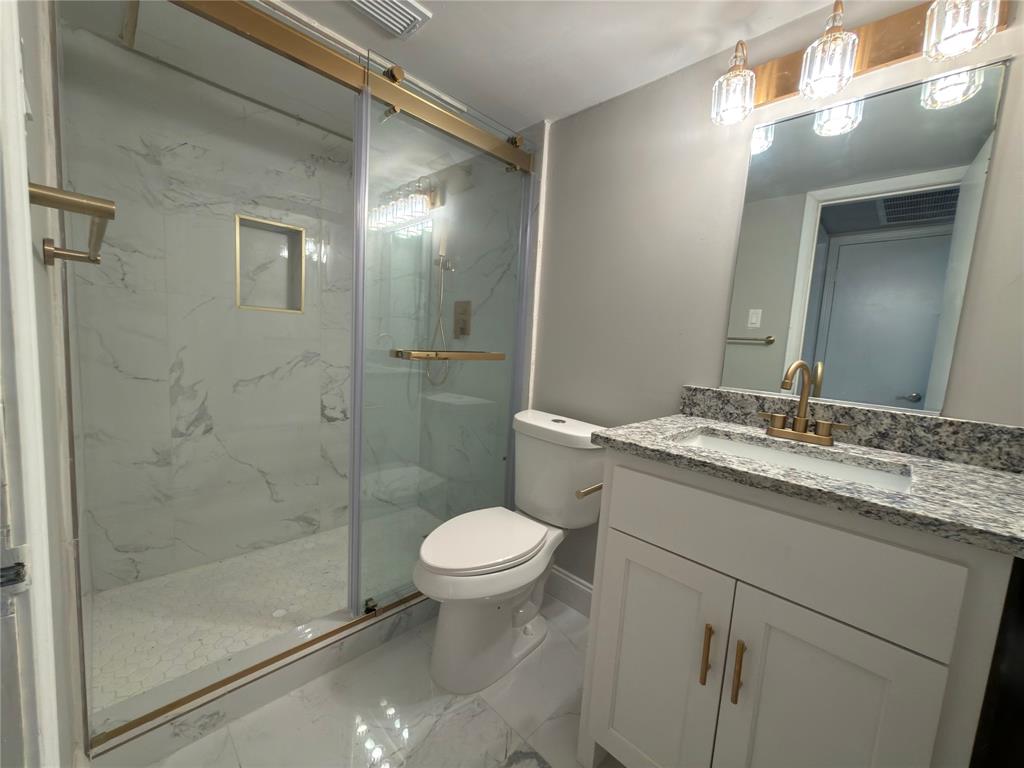 One Holland Place Condos - Residential