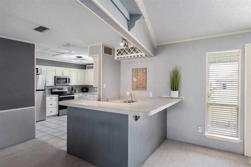 Country Club Shores - Residential