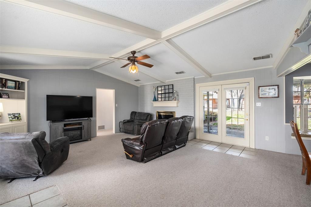 Country Club Shores - Residential