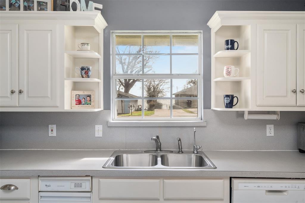 Country Club Shores - Residential