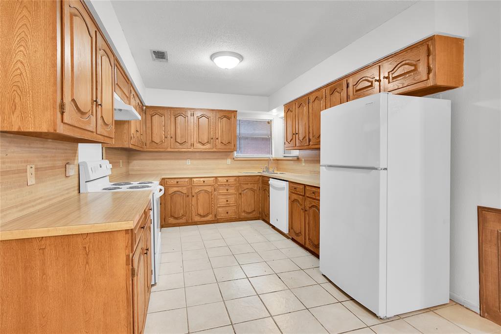 Westwood 8th Add - Residential Income