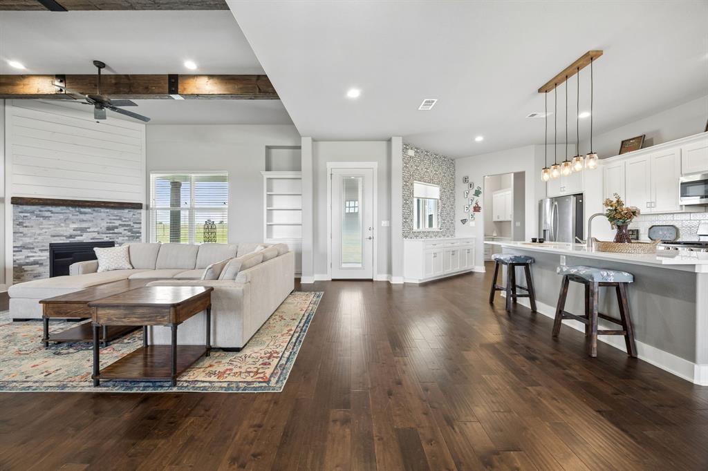 CR200 ESTATES ADDN - Residential