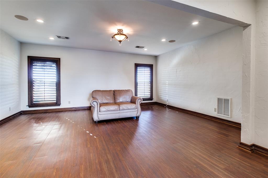 Shelton, Jesse - Residential