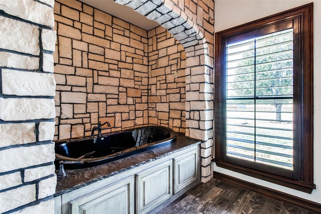 Shelton, Jesse - Residential