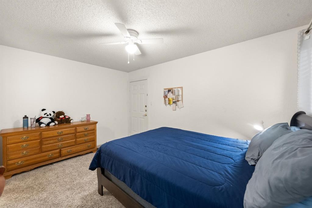 Arlington Oaks Condo - Residential