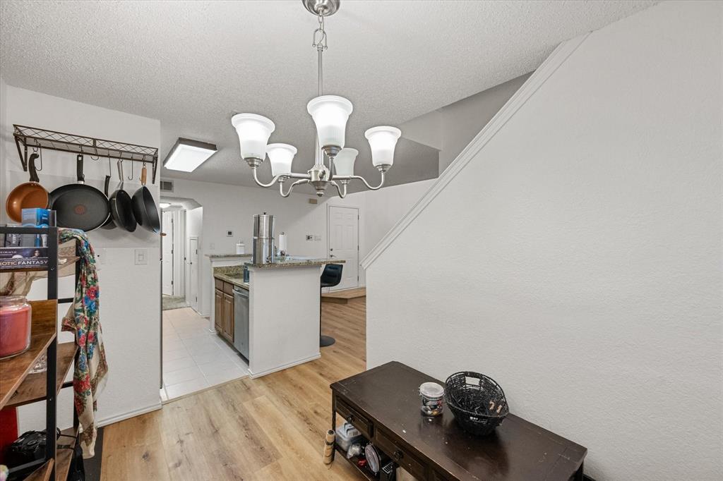 Arlington Oaks Condo - Residential