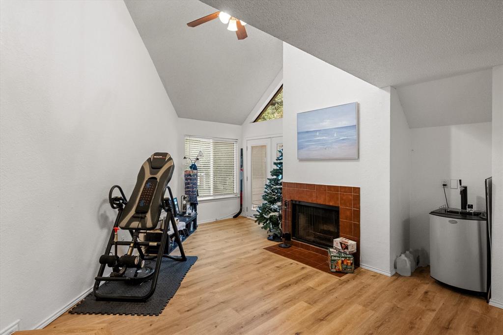 Arlington Oaks Condo - Residential