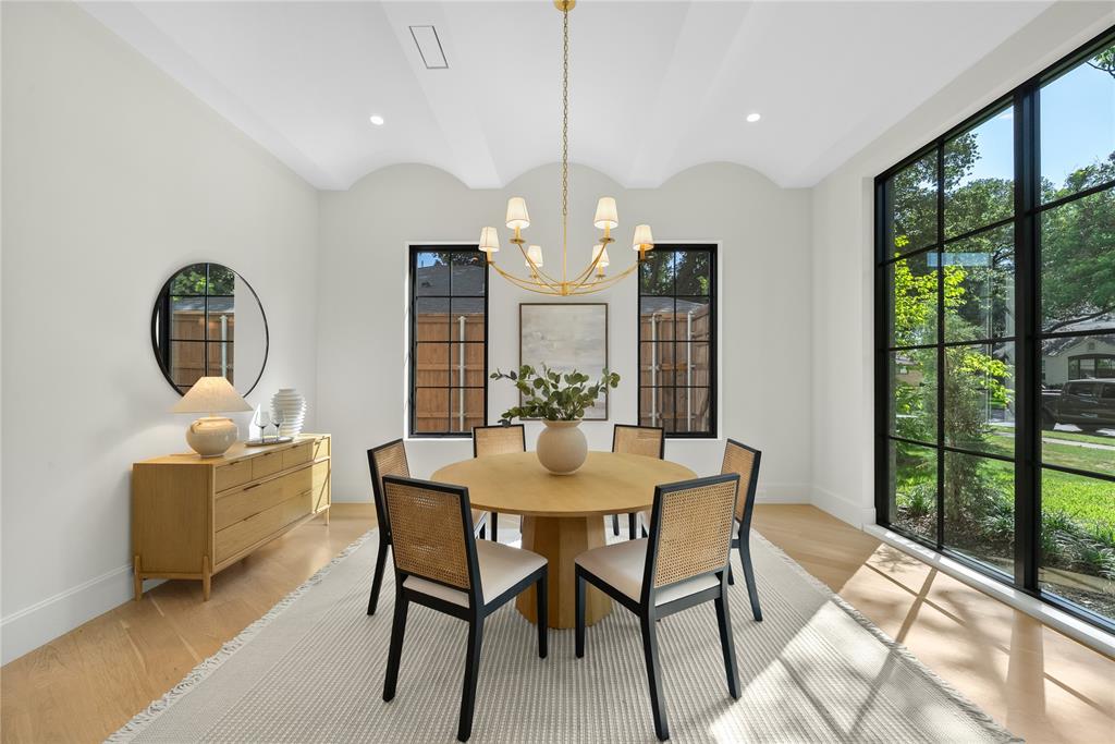 Williamson Caruth Terrace 04 Inst - Residential