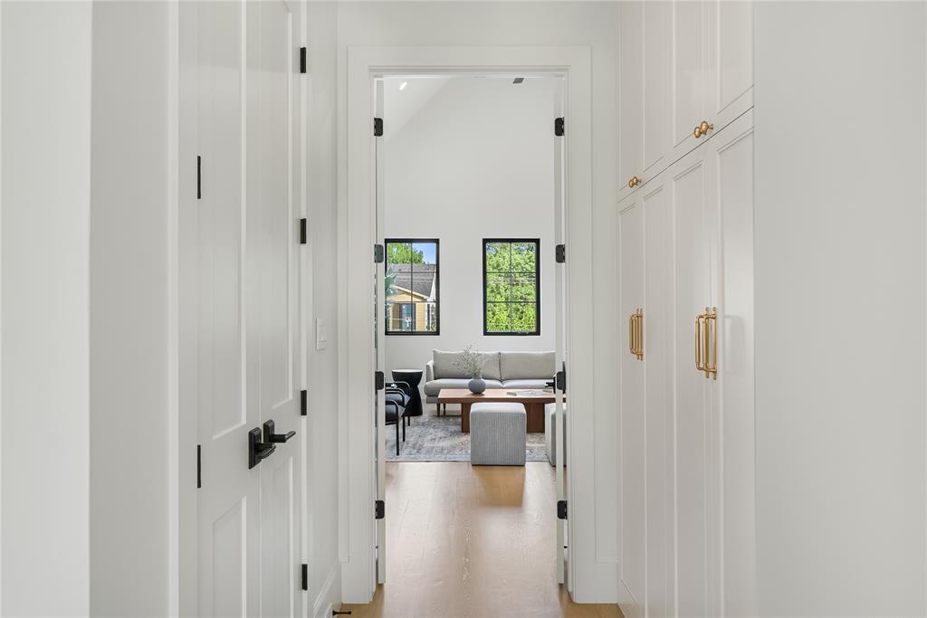 Williamson Caruth Terrace 04 Inst - Residential