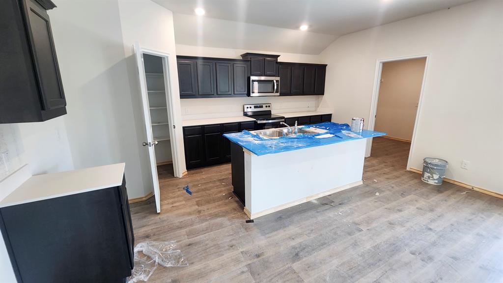 Waverly Estates - Residential