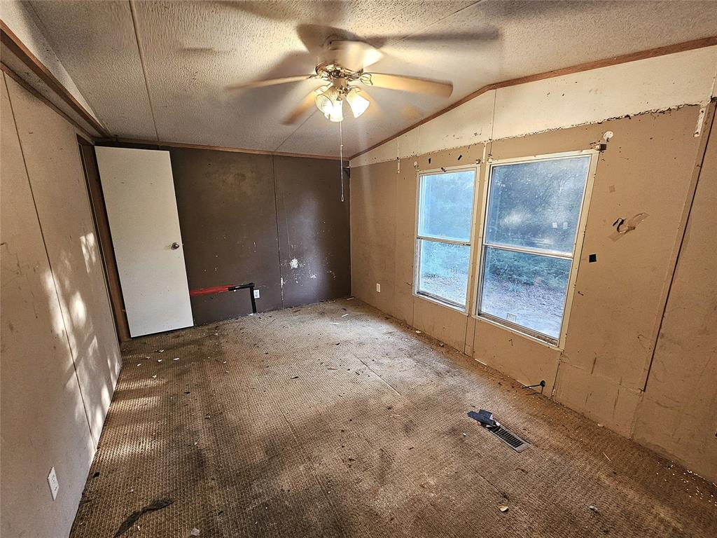 Country Place Estates Lake Limestone - Residential