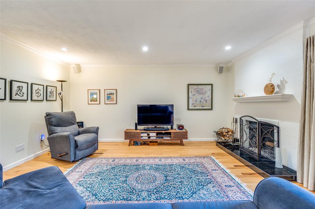 Royal Lane Condo 5800 - Residential