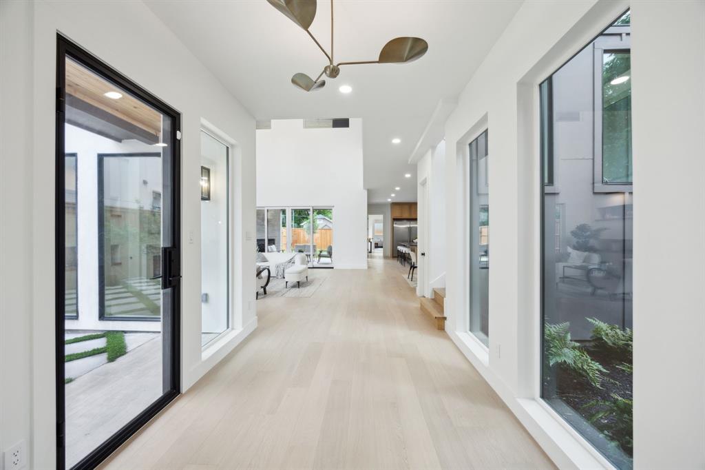 EDGEMONT PARK - Residential
