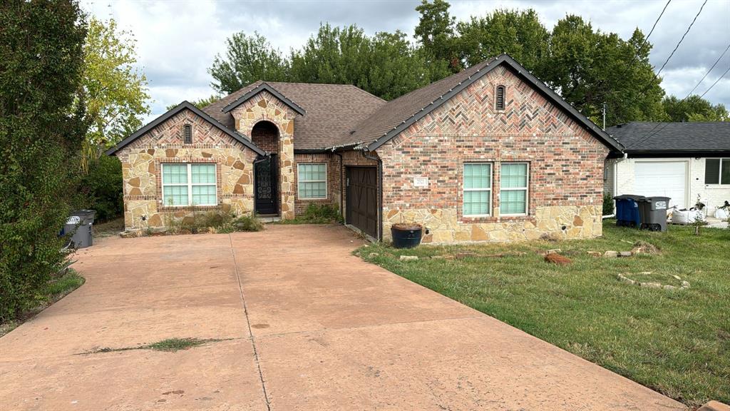 Calling all cash investors!  This 1,609 SF, 3 bedroom, 2 bath home is a quality investment property in need of some TLC after suffering from neglect.  The property is being sold pursuant to a court order in a pending divorce proceeding and is priced at a market value discount to sell quickly.  Only offers from cash buyers, with proof of available funds, will be considered. Buyer also expected to pay title, escrow and survey fees and to waive option period and inspection. Sold as is.  Property has a supra lockbox so it can be walked, but no utilities are turned on so there is no ability to test plumbing fixtures, kitchen appliances and the HVAC system. Please note that acceptance of offers and timing of closing is subject to court approval. MULTIPLE OFFERS; WAITING FOR FURTHER COURT ACTION;TIMING UNKNOWN.