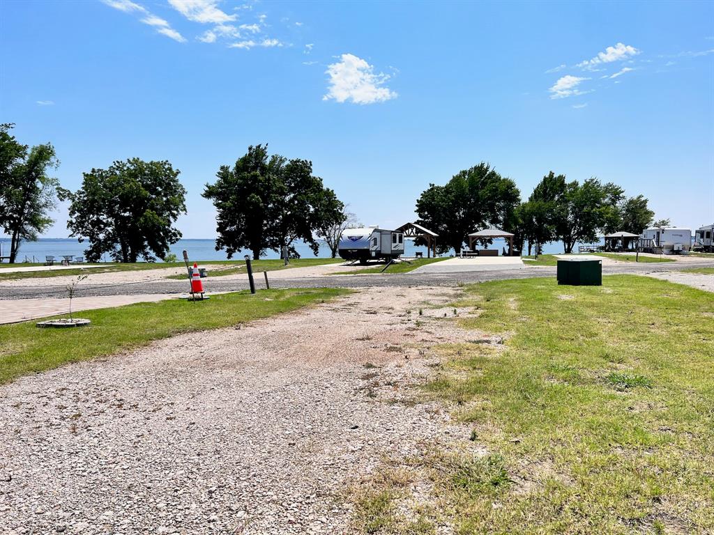 Peninsula Point - Land
