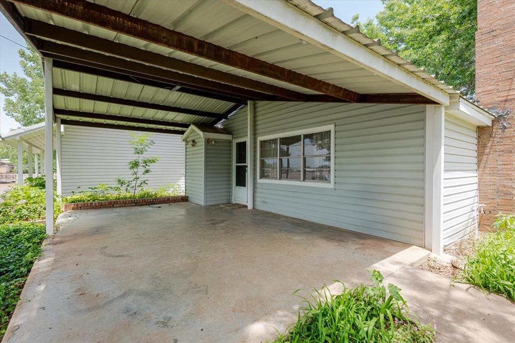 Constantin Park Lake - Residential