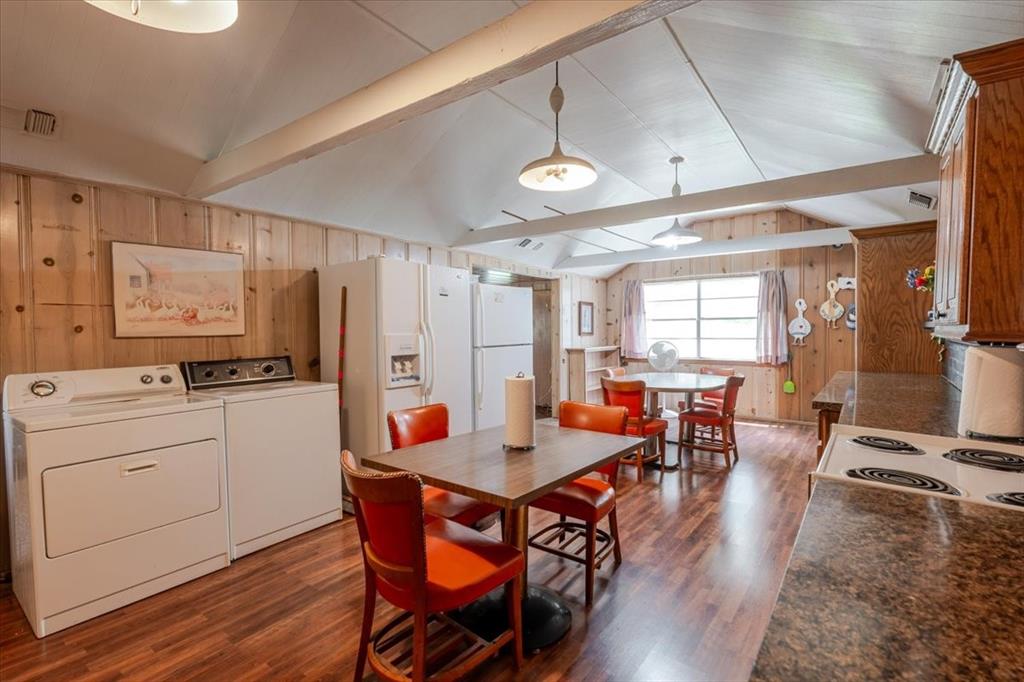 Constantin Park Lake - Residential
