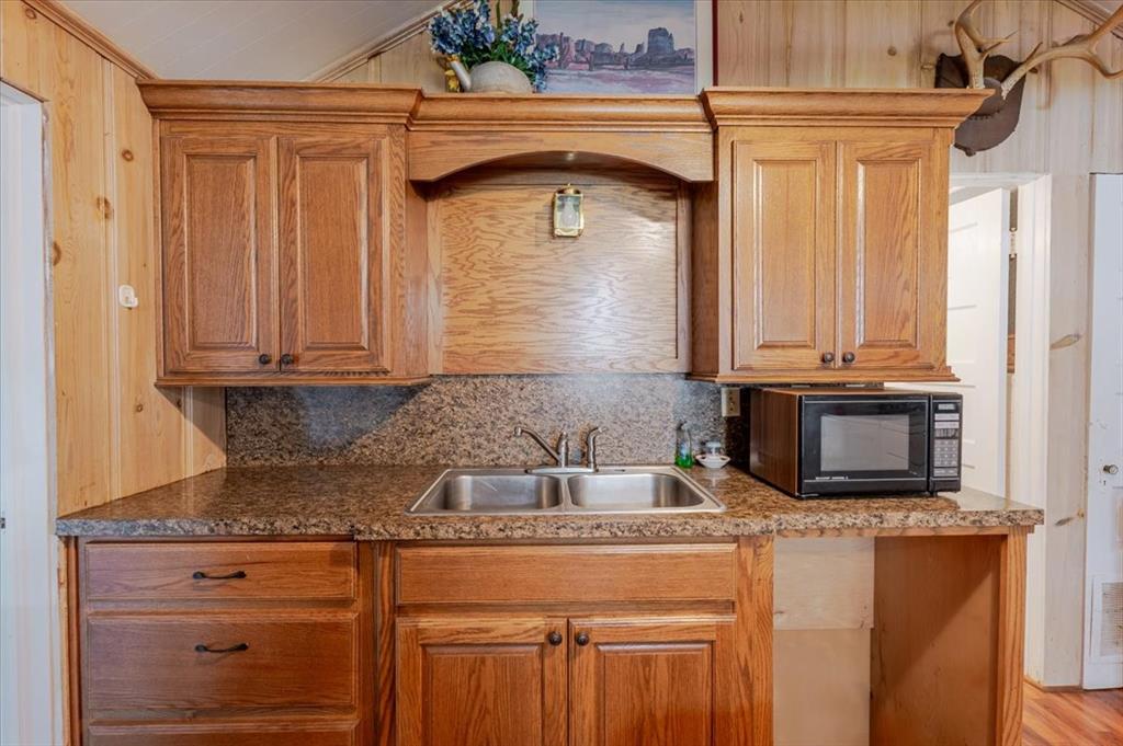 Constantin Park Lake - Residential