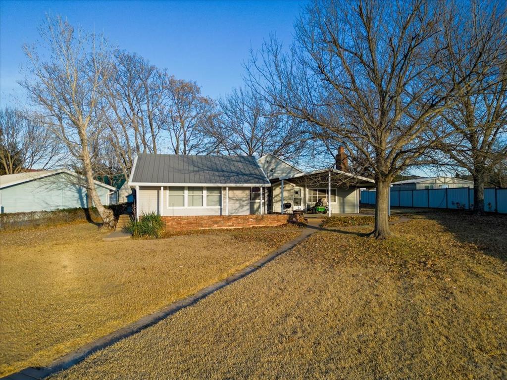 Constantin Park Lake - Residential