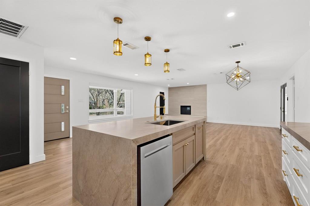 Casa Views Hills Add - Residential