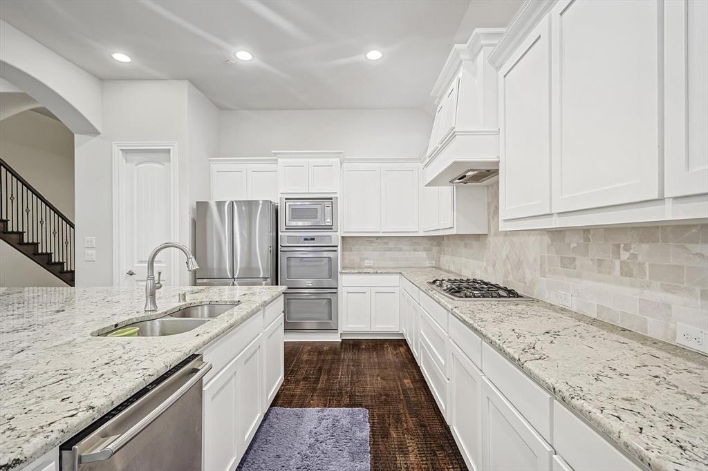 The Shops At Prestonwood Ph 1 - Residential