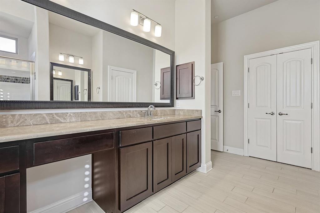 The Shops At Prestonwood Ph 1 - Residential
