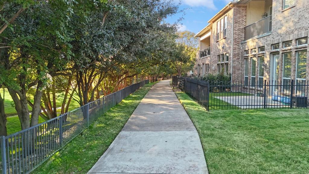 The Shops At Prestonwood Ph 1 - Residential
