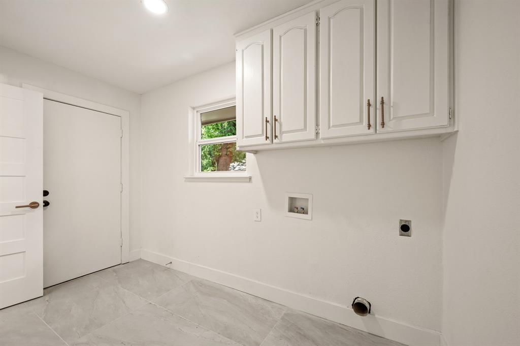 Castle Oaks - Residential