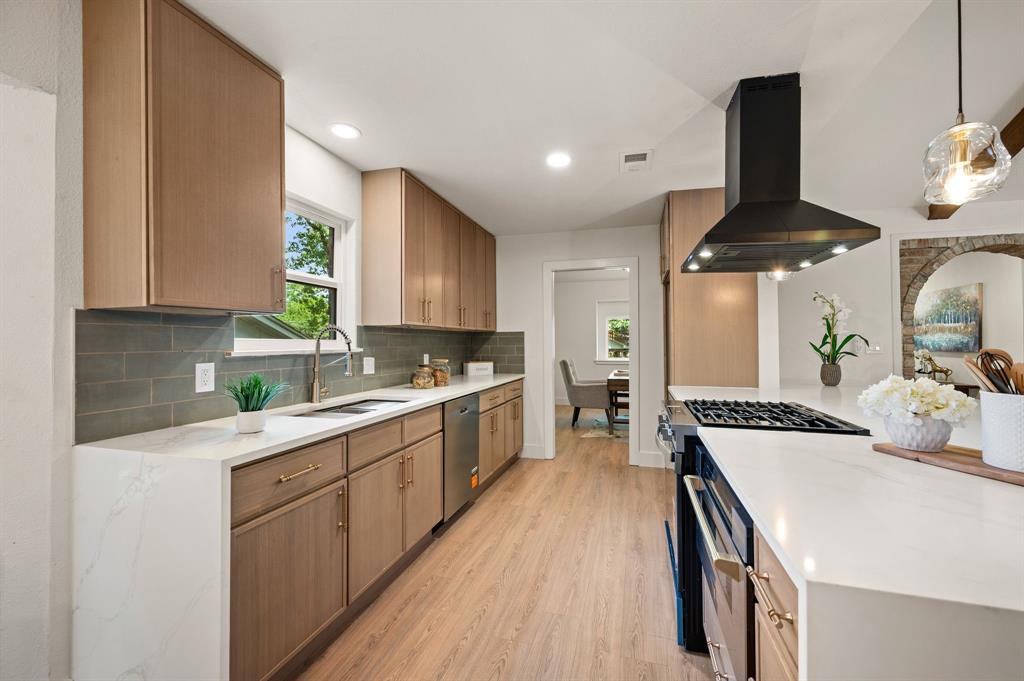 Castle Oaks - Residential