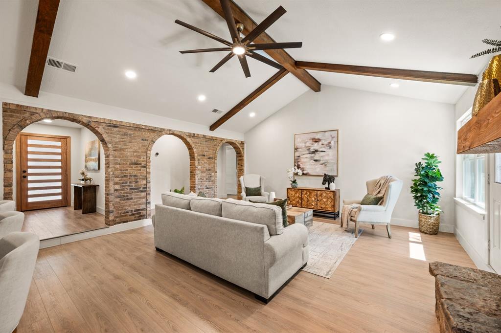 Castle Oaks - Residential