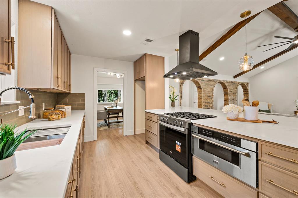 Castle Oaks - Residential