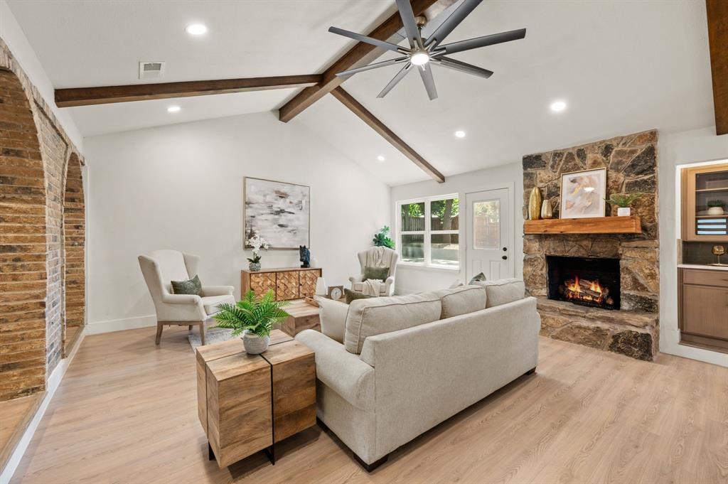 Castle Oaks - Residential