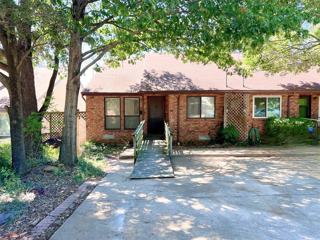 Sunset Acres! Across from Dallas International University. Spacious & unique floor plan works great as a duplex for rental income or for multi-generational living or simply extra room for a large family to spread out. Downstairs was Recently updated in 2024 with New Flooring and Fresh Interior paint. Great proximity to shopping and all the conveniences of DFW. Property includes appliances, Microwave, Refrigerator, Washer, and Dryer. Buyers to independently verify all measurements.