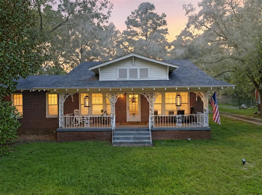 Craftsman-Style Gem in Plain Dealing, LA
If you're seeking a craftsman-style home with a spacious yard and the peaceful charm of small-town living, your search ends here. This fully remodeled 1925 brick home offers three bedrooms, three bathrooms, and a flexible layout with over 2,200 square feet of living space.

Inside, you'll find a beautifully updated interior with timeless finishes and an upstairs retreat that’s perfect for a home office, game room, or creative space. The large lot provides plenty of room for your toys, hobbies, or outdoor entertaining, with dual access from East Palmetto Ave and East Mary Lee Ave.
Located in a quiet area just minutes from town and the new plants in Plain Dealing and Lewisville, this home offers both tranquility and convenience. It’s also eligible for rural development financing, making it an even more attractive opportunity.
Schedule a tour of this hidden gem today and experience small-town living at its best.