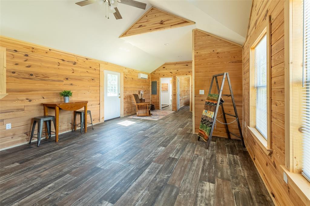 A01567, 1567 GEORGE W POE - Residential