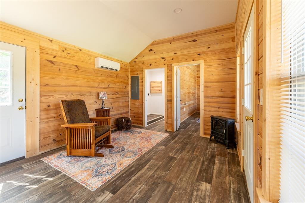 A01567, 1567 GEORGE W POE - Residential