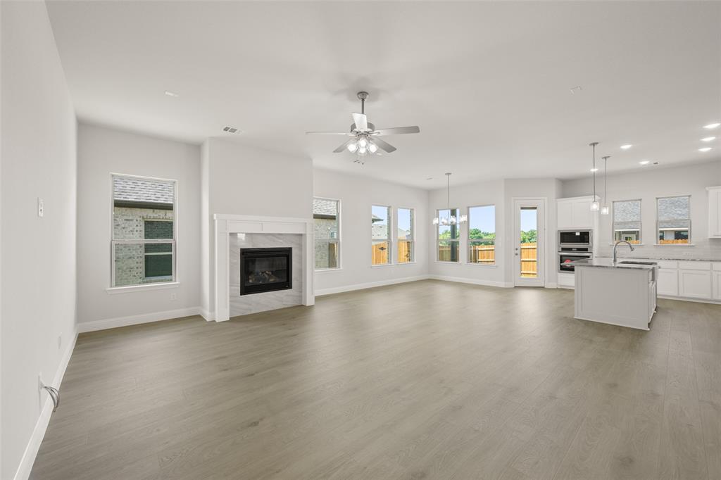 Sheppard's Place - Residential