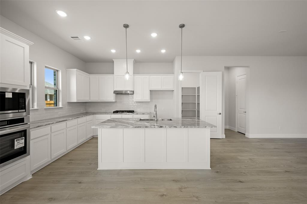 Sheppard's Place - Residential