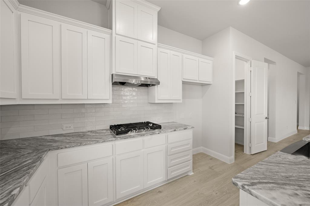 Sheppard's Place - Residential