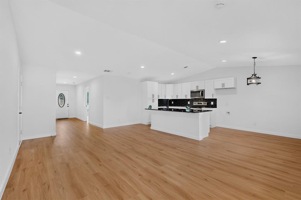 Singing Hills 06 - Residential