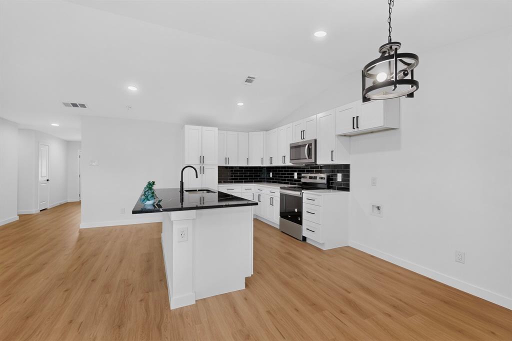 Singing Hills 06 - Residential