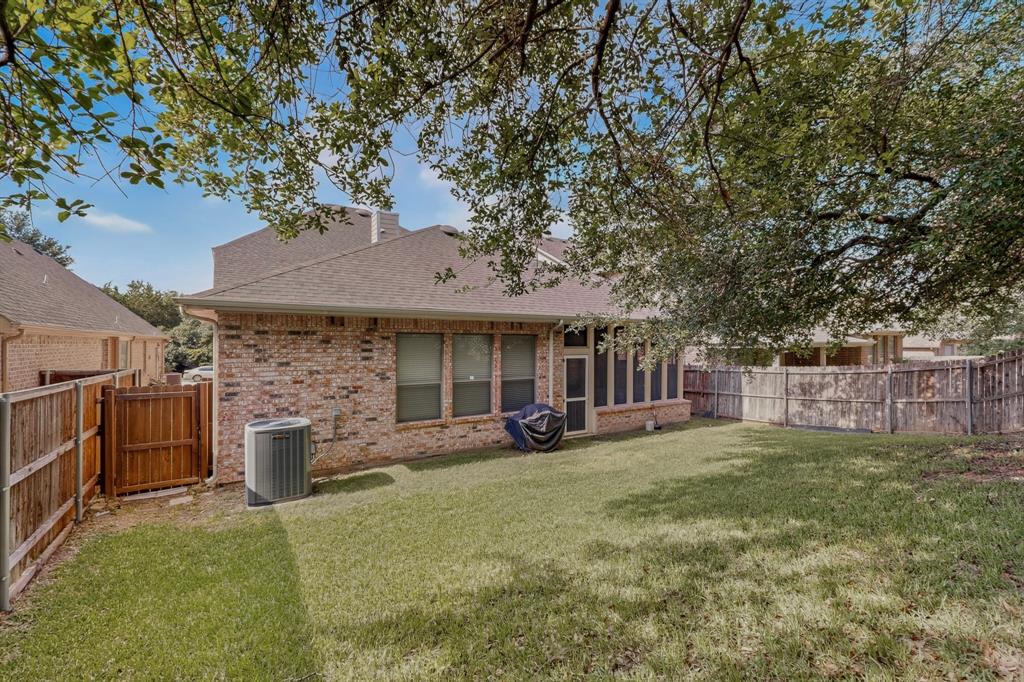 Enclave At Wooded Creek - Residential