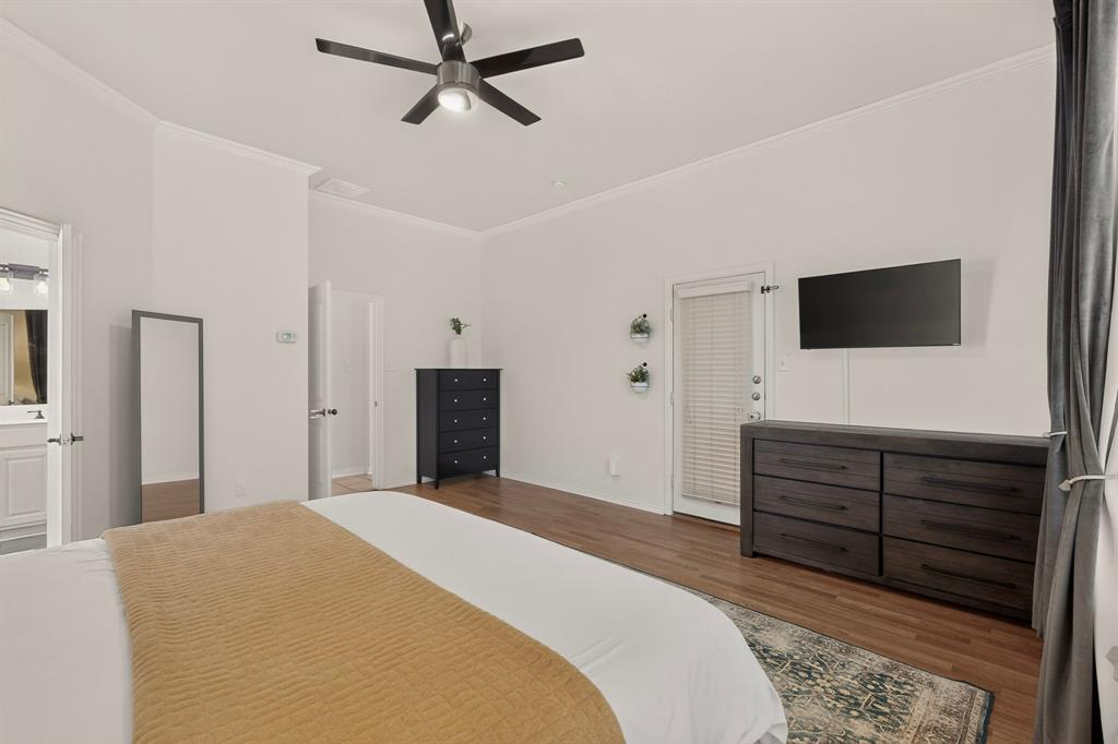 Enclave At Wooded Creek - Residential