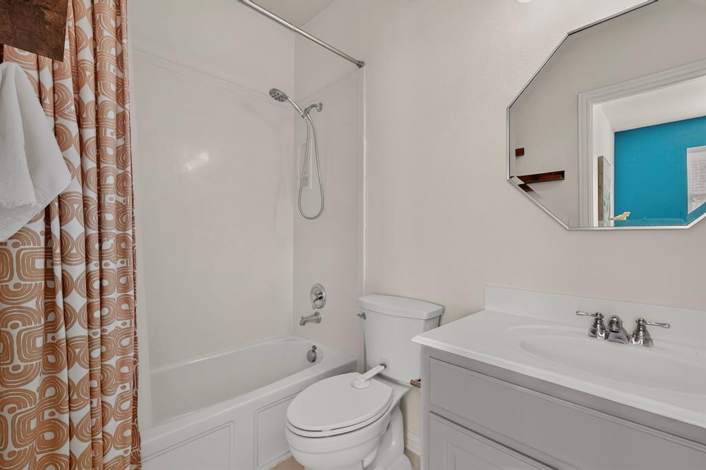 Enclave At Wooded Creek - Residential